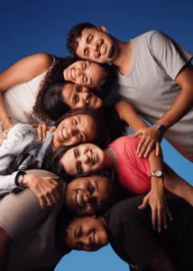 Alunos de Publicidade vivenciam prática profissional em aula de iluminação